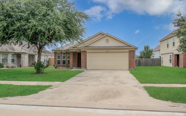2106 Bishop Hollow Ln in Rosenberg, TX - Building Photo - Building Photo