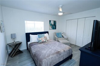 646 103rd Ave N in Naples, FL - Building Photo - Building Photo
