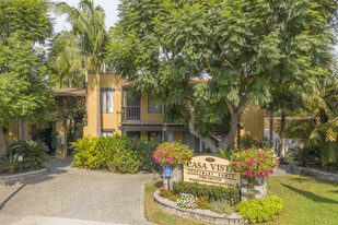 Casa Vista Apartments