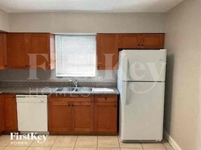 6404 Fletcher St in Hollywood, FL - Building Photo - Building Photo