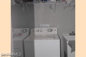 3985 Deer Crossing Ct in Naples, FL - Building Photo - Building Photo