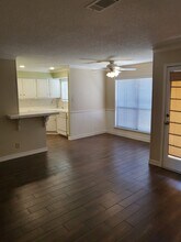 2010 Cloisters Dr in Arlington, TX - Building Photo - Building Photo