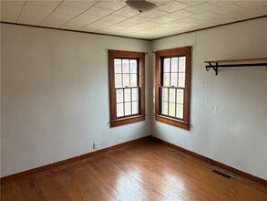 203 Mill St in Jasper, AR - Building Photo - Building Photo