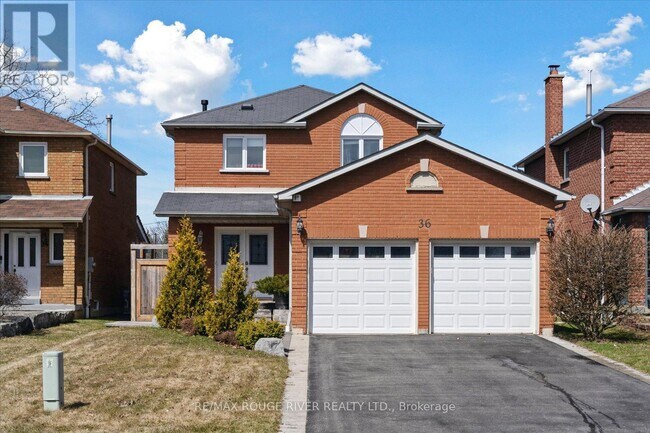 36 Eldridge Pl in Whitby, ON - Building Photo - Building Photo