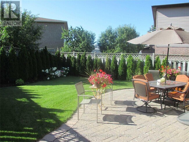 61 Nightstar Dr in Richmond Hill, ON - Building Photo - Building Photo