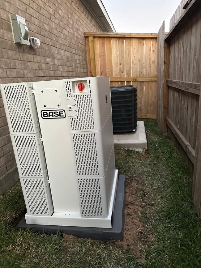 1022 Gentle Nook Dr in Beasley, TX - Building Photo - Building Photo