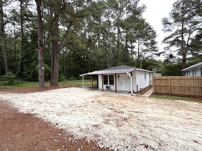 property at 961 Robertson St