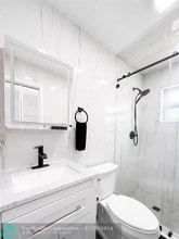 5140 NE 3rd Ave in Fort Lauderdale, FL - Building Photo - Building Photo