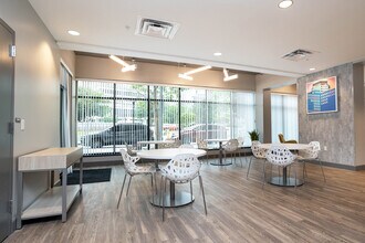 Park Square Apartments in Rochester, NY - Foto de edificio - Interior Photo