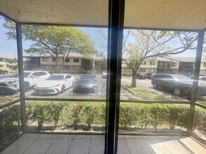 523 Trace Cir in Deerfield Beach, FL - Building Photo - Building Photo