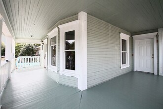 5211 NE 15th Ave in Portland, OR - Building Photo - Building Photo