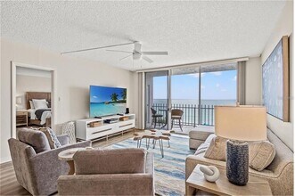 1212 Benjamin Franklin Dr in Sarasota, FL - Building Photo - Building Photo