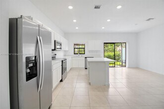 896 NW 3rd Terrace in Pompano Beach, FL - Building Photo - Building Photo