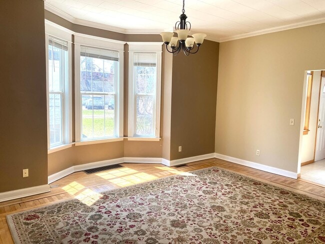 305 8th Ave S in St. Cloud, MN - Foto de edificio - Building Photo