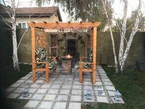 2800 Tola Ave in Altadena, CA - Building Photo - Building Photo