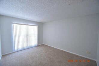 4008 Briarlake Dr in Valrico, FL - Building Photo - Building Photo