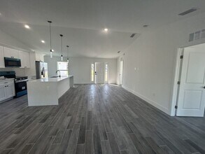 1801 NW 13th Terrace in Cape Coral, FL - Building Photo - Building Photo