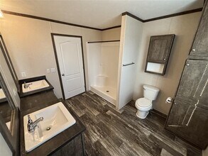 73 Eisenhower St in West Branch, IA - Building Photo - Building Photo