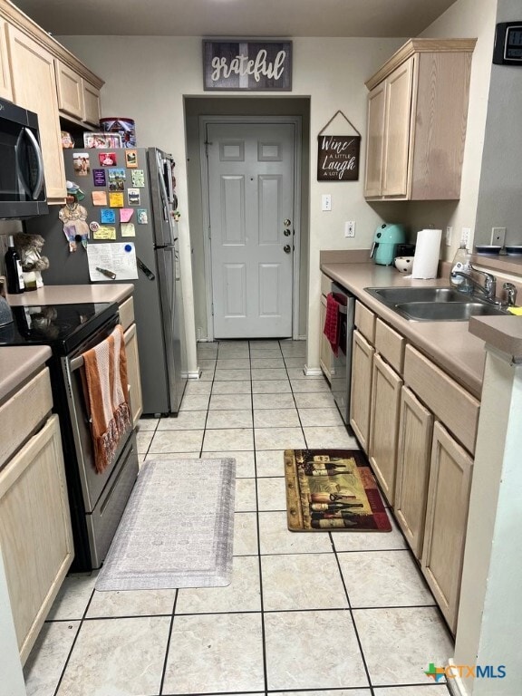 property at 809 Sagewood Trail
