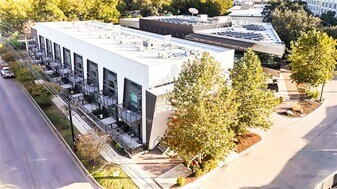 49 Navasota St in Austin, TX - Building Photo