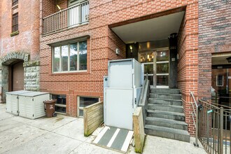 392 14th St in Brooklyn, NY - Foto de edificio - Building Photo