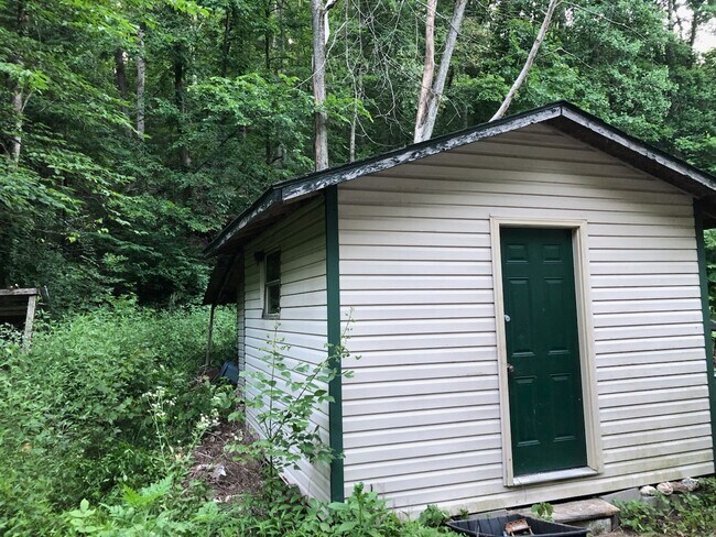 989 Co Rd 710 in Zalma, MO - Building Photo - Building Photo