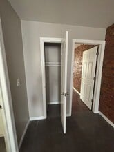 2066 E Pacific St in Philadelphia, PA - Foto de edificio - Building Photo