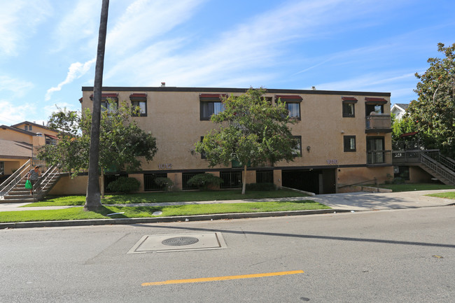 1010-1012 E Harvard St in Glendale, CA - Building Photo - Building Photo