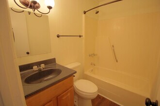 510 Gurley St in Durham, NC - Building Photo - Building Photo