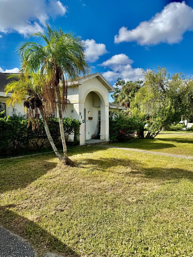 property at 710 W Park Ave