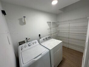5920 W Sample Rd in Coral Springs, FL - Building Photo - Building Photo