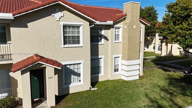 2007 Belmont Ln in North Lauderdale, FL - Building Photo - Building Photo