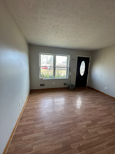 5819 Medtree Pl in Louisville, KY - Foto de edificio - Building Photo