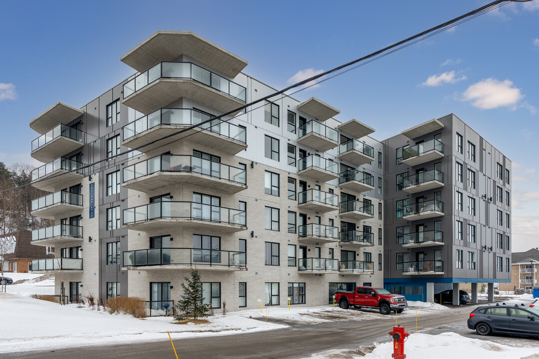 1635 Guillaume-Couture Boul in Lévis, QC - Building Photo