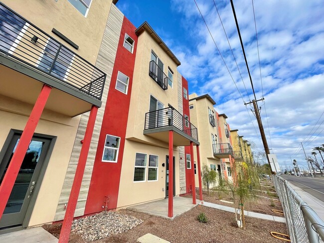 Stone View on Horne in Mesa, AZ - Foto de edificio - Building Photo