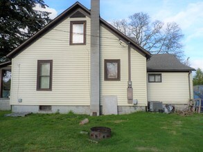 Woodbrook Dr SW (JBLM) Multi-Homes Property in Lakewood, WA - Building Photo - Building Photo