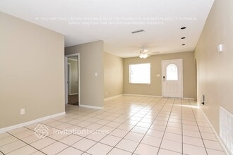 3221 W Grove St in Tampa, FL - Building Photo - Building Photo