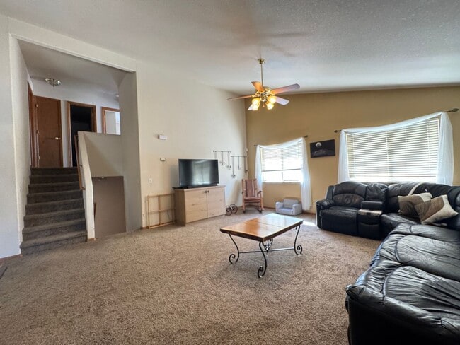 4238 Rockvale Dr in Loveland, CO - Building Photo - Building Photo