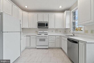 6920 Little Falls Rd in Arlington, VA - Building Photo - Building Photo