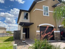 139 Niagara Dr. in Laredo, TX - Building Photo