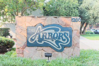 The Arbors in Davis, CA - Building Photo - Building Photo