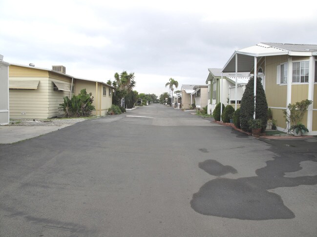 Imperial Carson Mobile Home in Carson, CA - Foto de edificio - Building Photo