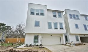 1905 Lonestar Brook Ln in Houston, TX - Building Photo