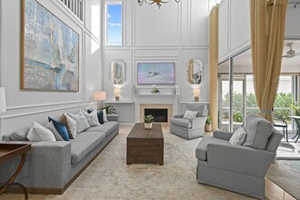 61 Dorchester Cir in Palm Beach Gardens, FL - Building Photo - Building Photo