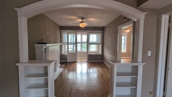 2659 N Saint Louis Ave, Unit 2 in Chicago, IL - Building Photo