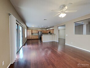 10117 W Luxton Ln in Tolleson, AZ - Building Photo - Building Photo