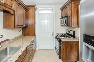 4838 N Paulina St, Unit 4838-2E in Chicago, IL - Building Photo - Building Photo
