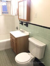 1595 Beacon St, Unit 2 in Brookline, MA - Building Photo - Building Photo