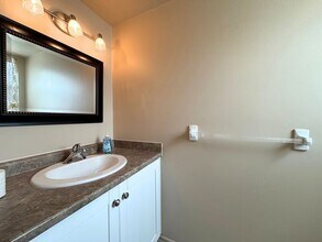 15 15 Derby St in Hamilton, ON - Building Photo - Building Photo