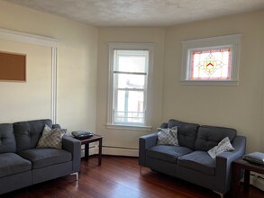 34 Cameron St, Unit 2 in Boston, MA - Building Photo - Building Photo